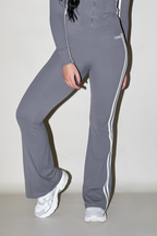 LEIA FLARE LEGGINGS - GREY
