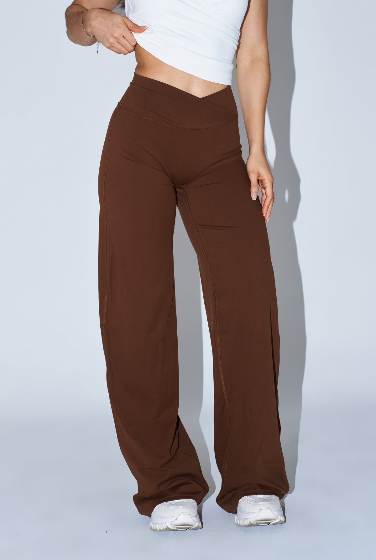 V WIDE LEG - BROWN