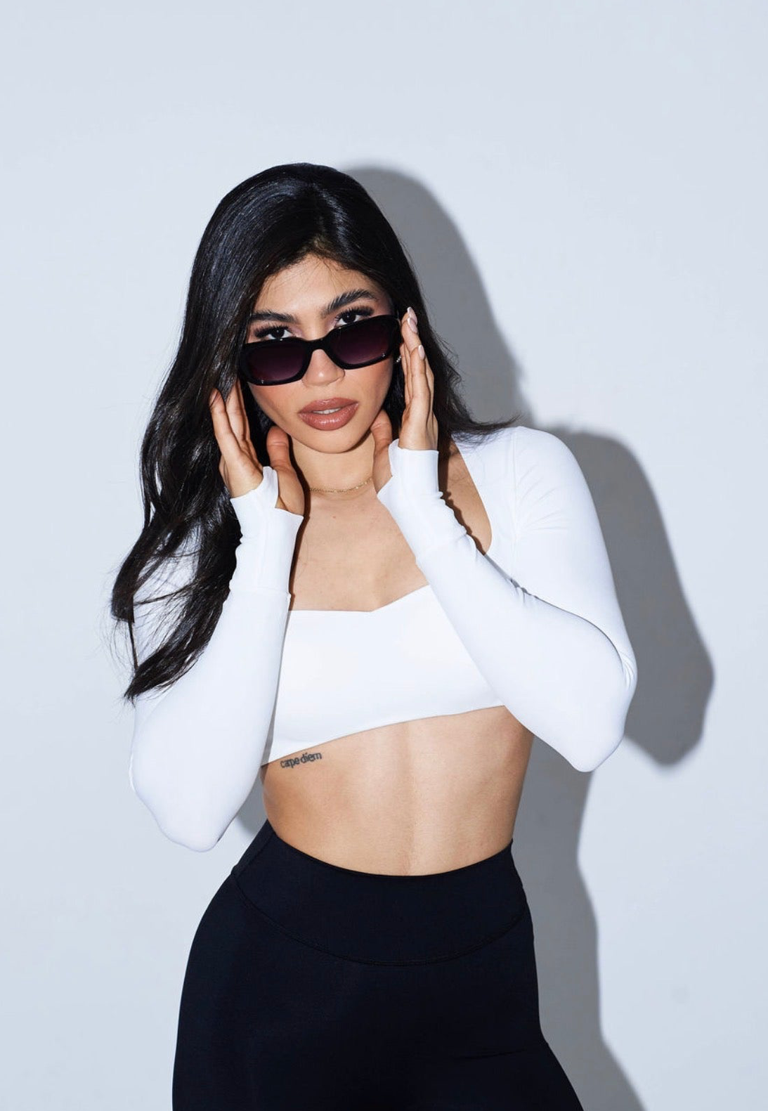 FORM TOP - WHITE